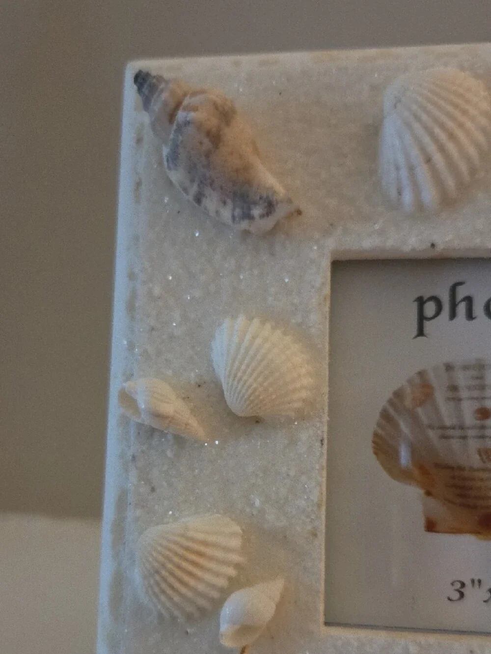 Ceramic Shell Photo Frame - Picture 6 of 11